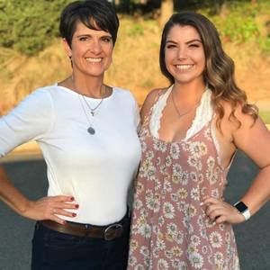 Meet your Posher, Deneanne